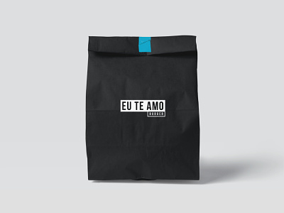 Bag Design for Eu Te Amo Burger branding graphic design packaging