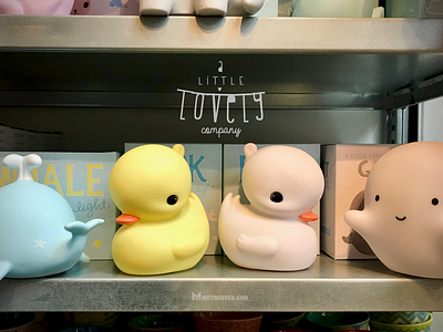 Duck light in a store 3d modeler character cute design duck lamp light metin seven product store toy