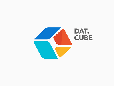 DatCube box cube data logo
