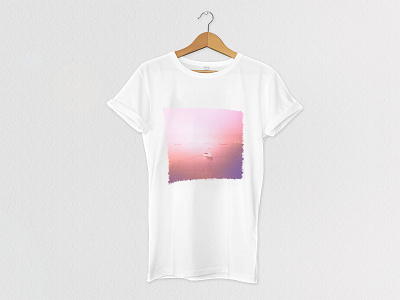 t-shirt / the boat love