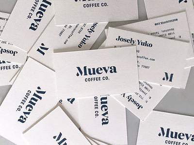 Mueva Business Cards
