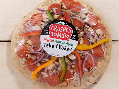 Crushed Tomato Take & Bake Pizzas artisan decal design food fresh grocery label packaging pie pizza print supermarket