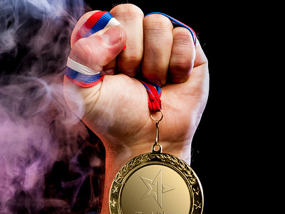 Free Medal Mockup PSD Template