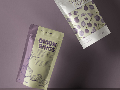 Pouch packaging with onion image