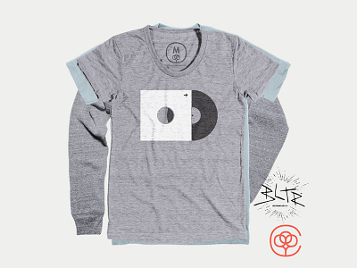 VINYL SLEEVE ICON tee + sweatshirt