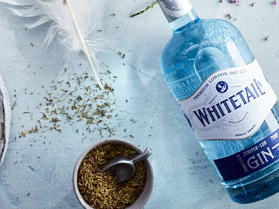 Whitetail Gin Product Shot