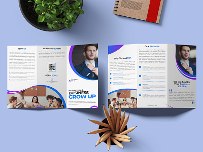 Trifold Brochure Design for Corporate Business Digital Agency