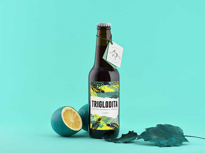 Triglodita beer bottle beer branding beer graphic design beer label beer label design beer labels beer logo beer logo design beer packaging beer pattern cerveza illustration label label design label illustration label packaging label pattern packaging pattern triglodita