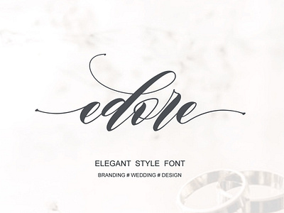 Edore - Free Script Font
