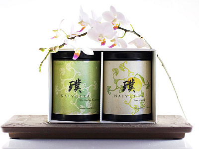 Naivetea Gift Packaging branding graphic design naivetea packaging tea watercolor