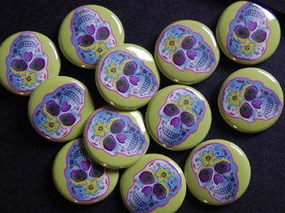 Day of the Dead Skull Buttons badges buttons day of the dead dia de los muertos halloween pin-back buttons skulls