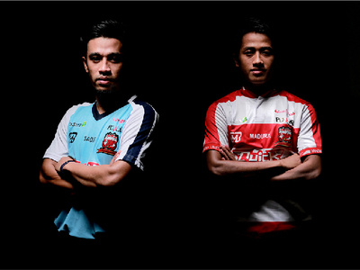 Madura United Home & Away Kit 2017/2018