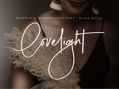 Lovelight Handwritten Font