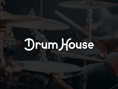 Drumhouse Logo