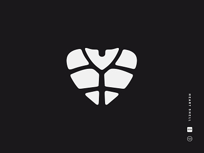 Heart Shell beach black and white break fractured heart icon logo mark mosaic organic shell symbol