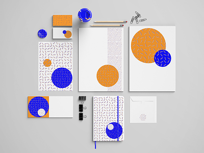 Wavy Lines Abstract Pattern Stationery Set