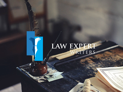 Law Writer logo