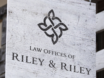 Riley&Riley law logo r riley text