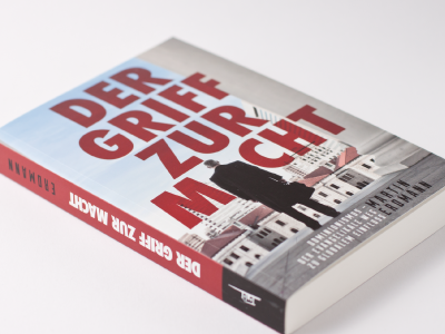 Der Griff zur Macht (Book Cover) book cover editorial design futura