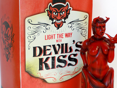 Devil's Kiss Vigor Bottle Packaging bioshock bioshock infinite box packaging plasmid video game vigor