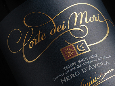 Corte dei Mori by the Labelmaker calligraphy corte dei mori lettering. wine label print silkscreen wine label design