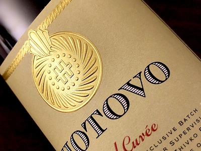 Hotovo Wine label design closeup