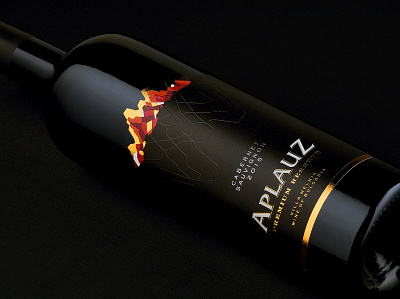 Aplauz by the Labelmaker aplauz wine best wine label jordan jelev labelmaker strategic branding the labelmaker villa melnik wine branding wine design wine label wine label design wine label designer wine packaging