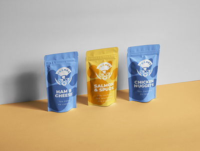 FRANKS Dog treats & snacks packaging branding design packaging pouch treat