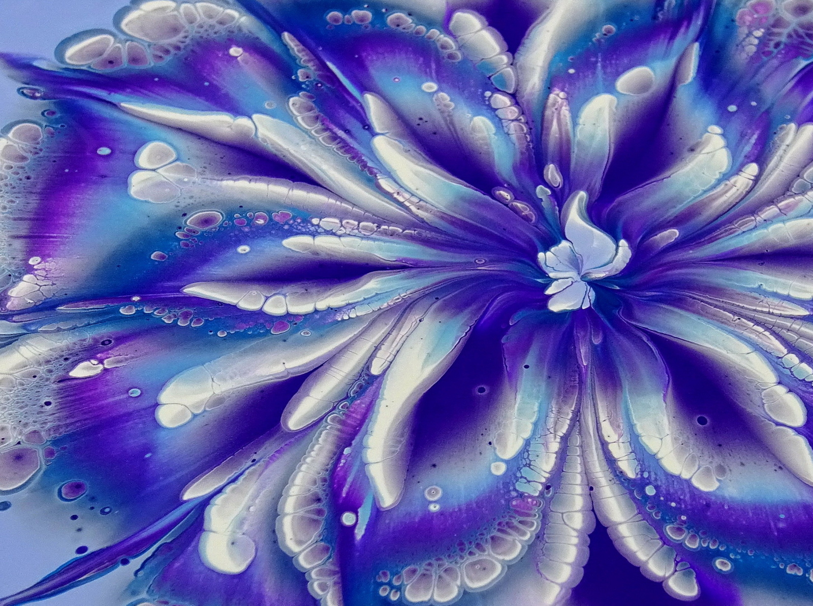 Violet ~ Acrylic pour FLOWER painting ~ Cup bottom REVERSE FLOWE by