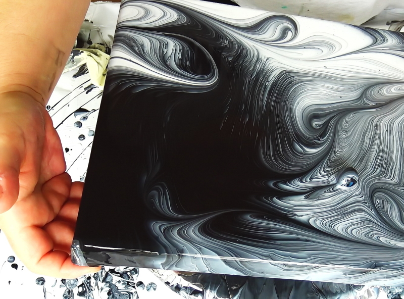 812) Simply BEAUTIFUL Black & White painting ~ Acrylic pouring with Split  cup ~ Beginners Fluid art 