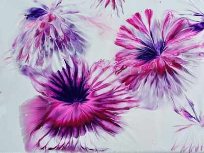 (232) How to paint flowers with the balloon/glove - Acrylic pour