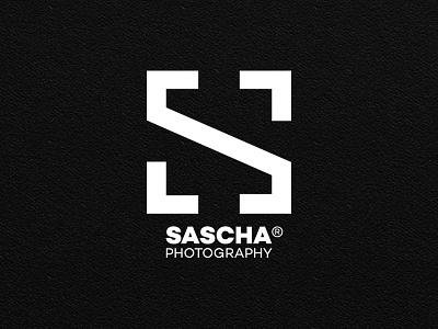 SASCHA PHOTOGRAPHY // LOGO DESIGN Proposal logo photo photography s sascha square viewfinder