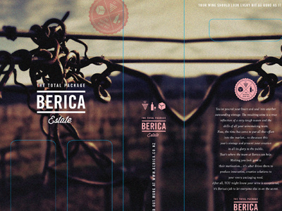 Bericawinebox classic retro typography vine vintage wine box