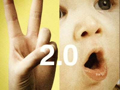 2.0 2.0 baby hand peace print yellow