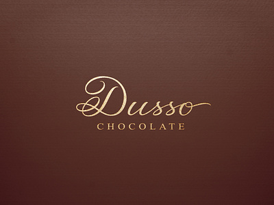 Dusso Chocolate logo and identity