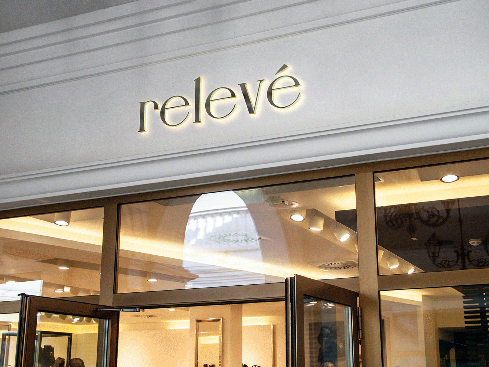 Relevé Clothing: Behance case study behance branding design gif identity logo typography