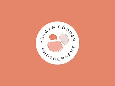 Reagan Cooper Photography Logo