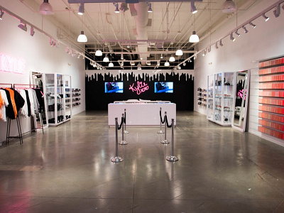 Kylie Pop-Up Shop Los Angeles irl jenner kylie pop shop store up