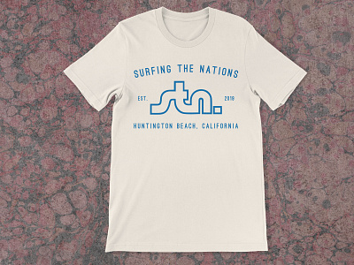 Surfing the Nations California Basic T-Shirt