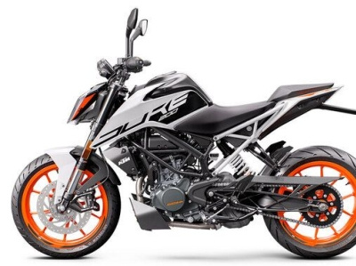 KTM Duke 200 Black Colour Edition