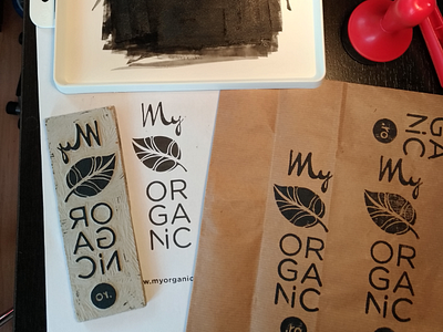 #MyOrganic logo linocut gravure handmade linocut myorganic.ro relief printing