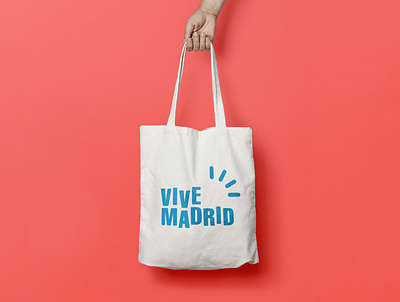 Vive Madrid, Madrid Vive tote bag bag bag design branding design graphic logo madrid merchandise merchandising sans serif spain tote totebag type typogaphy vive