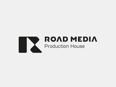 Road Media logo gliwice mateusz pałka media logo media r play logo poland production house r letter r logo symbol studio video logo