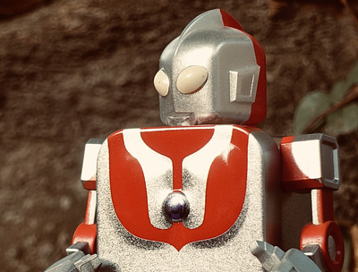 Ultraman X TinBot action figures branding culture design designer toys designertoy retro robot tinbot toy