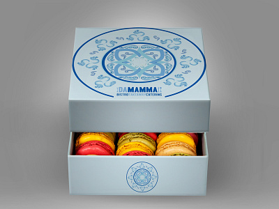 Da Mama blue box food packaging pattern