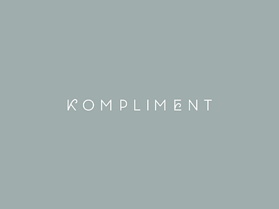 Kompliment elegant fashion lettering logo