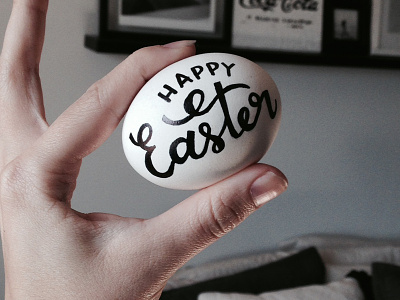 Happy Easter Players. design easter egghunt hand lettering lettering script