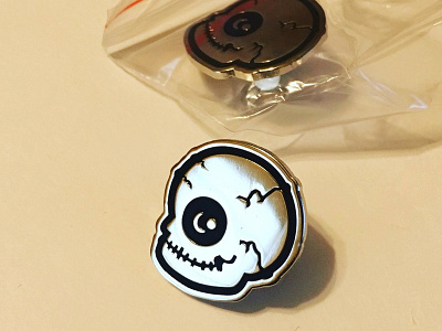 eyeskull pin enamel eyeskull lapel pin