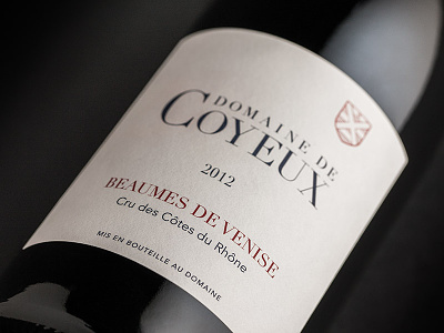 Domaine de Coyeux design graphic label print wine