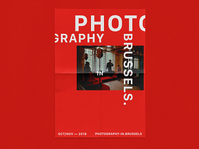 PHOTOGRAPHY IN BRUSSELS — POSTERS RED